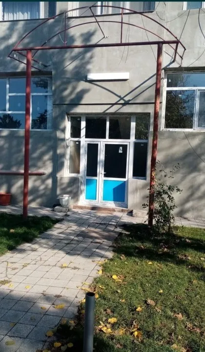 Cladire spatii birouri / garsoniere/ depozitare