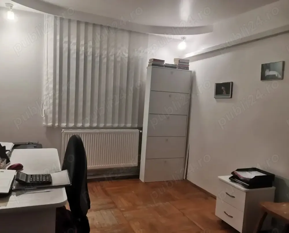 Proprietare, vand apartament cu 3 camere, decomandat, zona Alfa