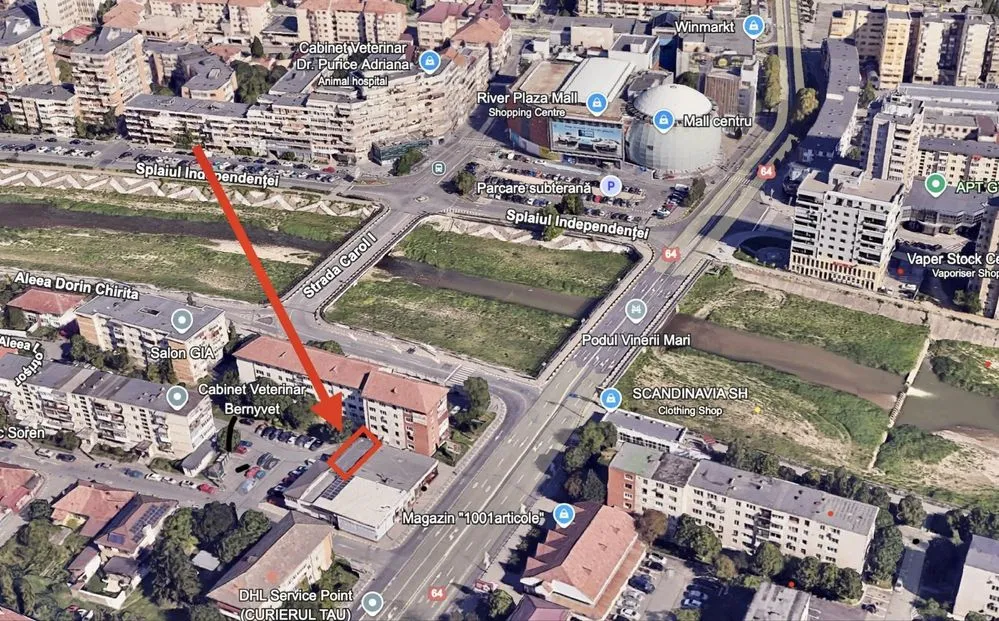 De inchiriat spatiu comercial central, 100mp (Geamuri Late)