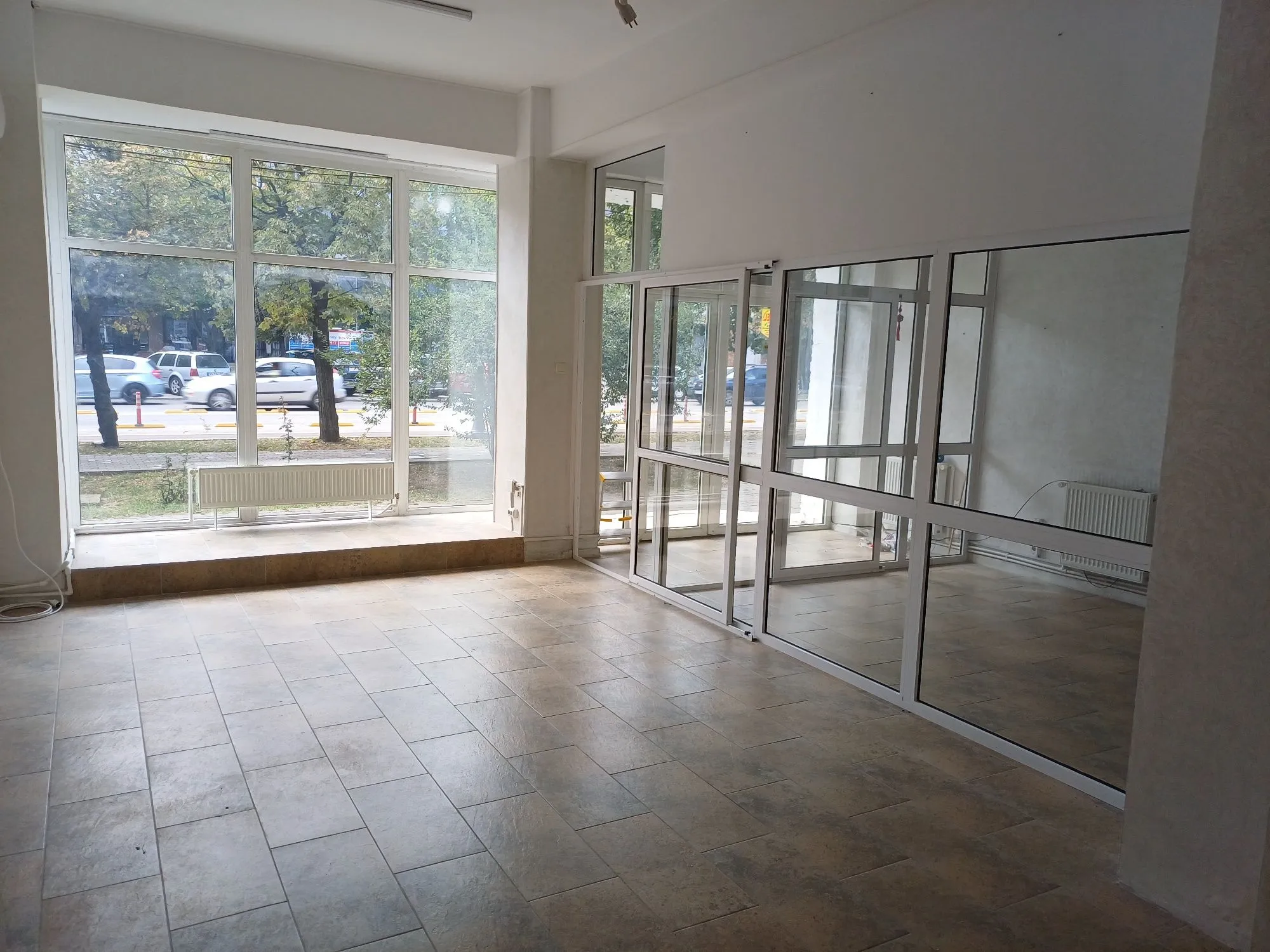 Inchiriez Spatiu Comercial 70mp Focsani ultracentral