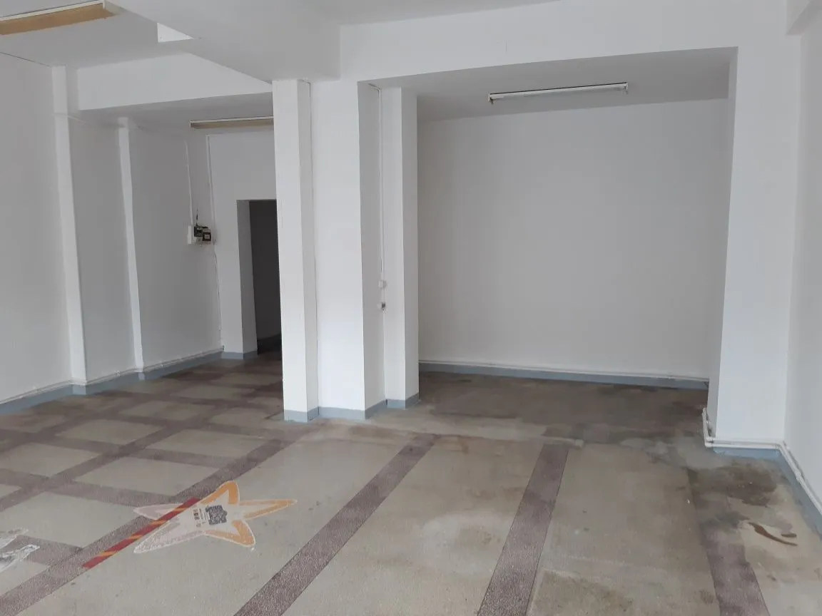Inchiriez Spatiu Comercial 70mp Focsani ultracentral