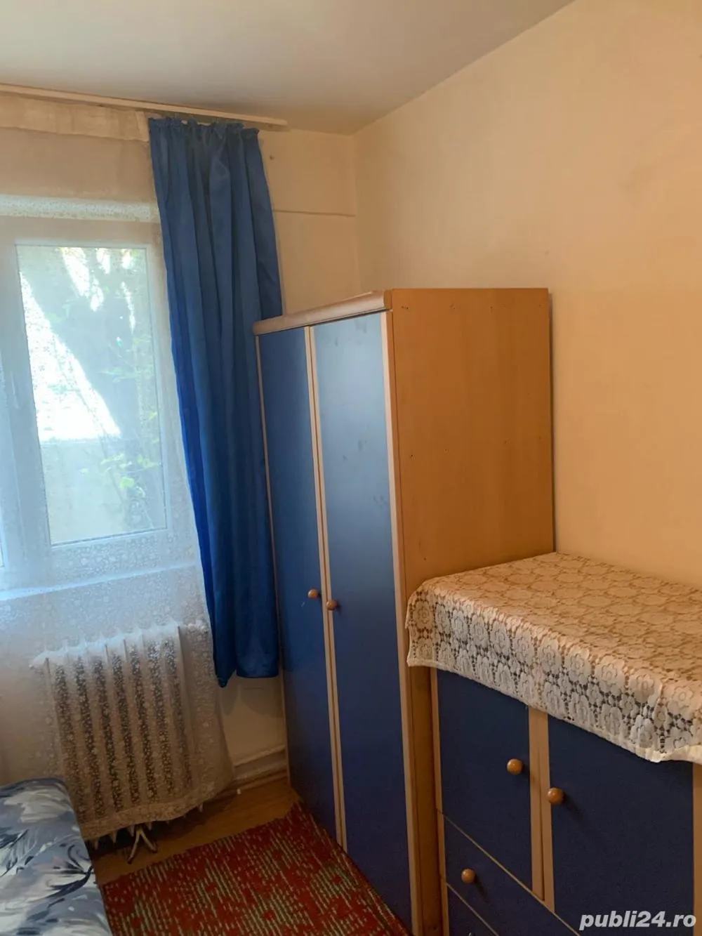 Inchiriez garsoniera conf 3 zona Boul Rosu