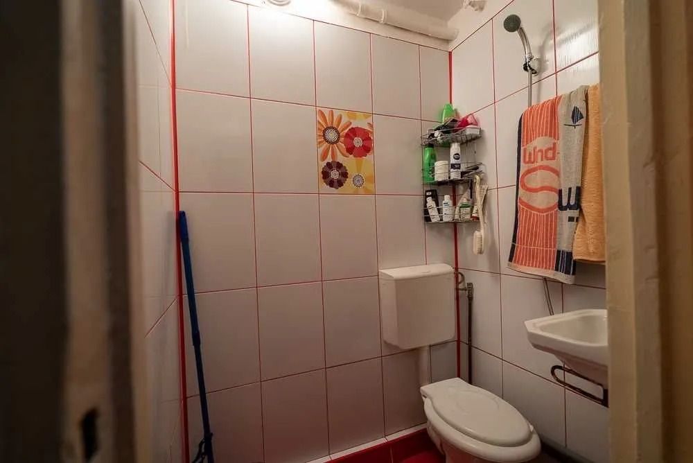 Garsoniera Piata Moghioros