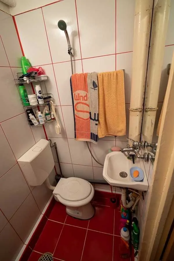 Garsoniera Piata Moghioros