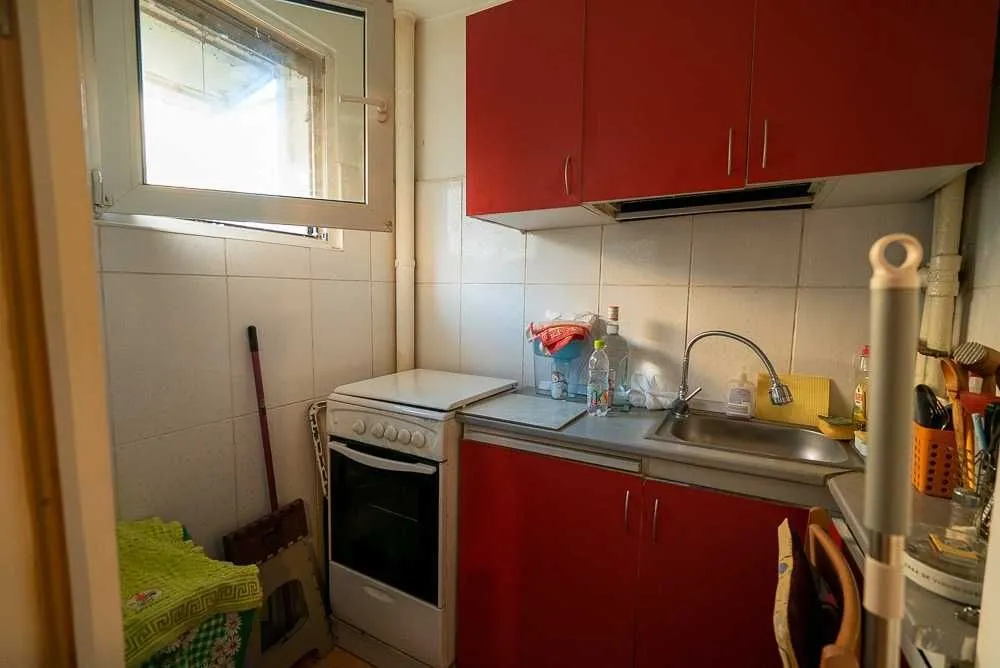 Garsoniera Piata Moghioros