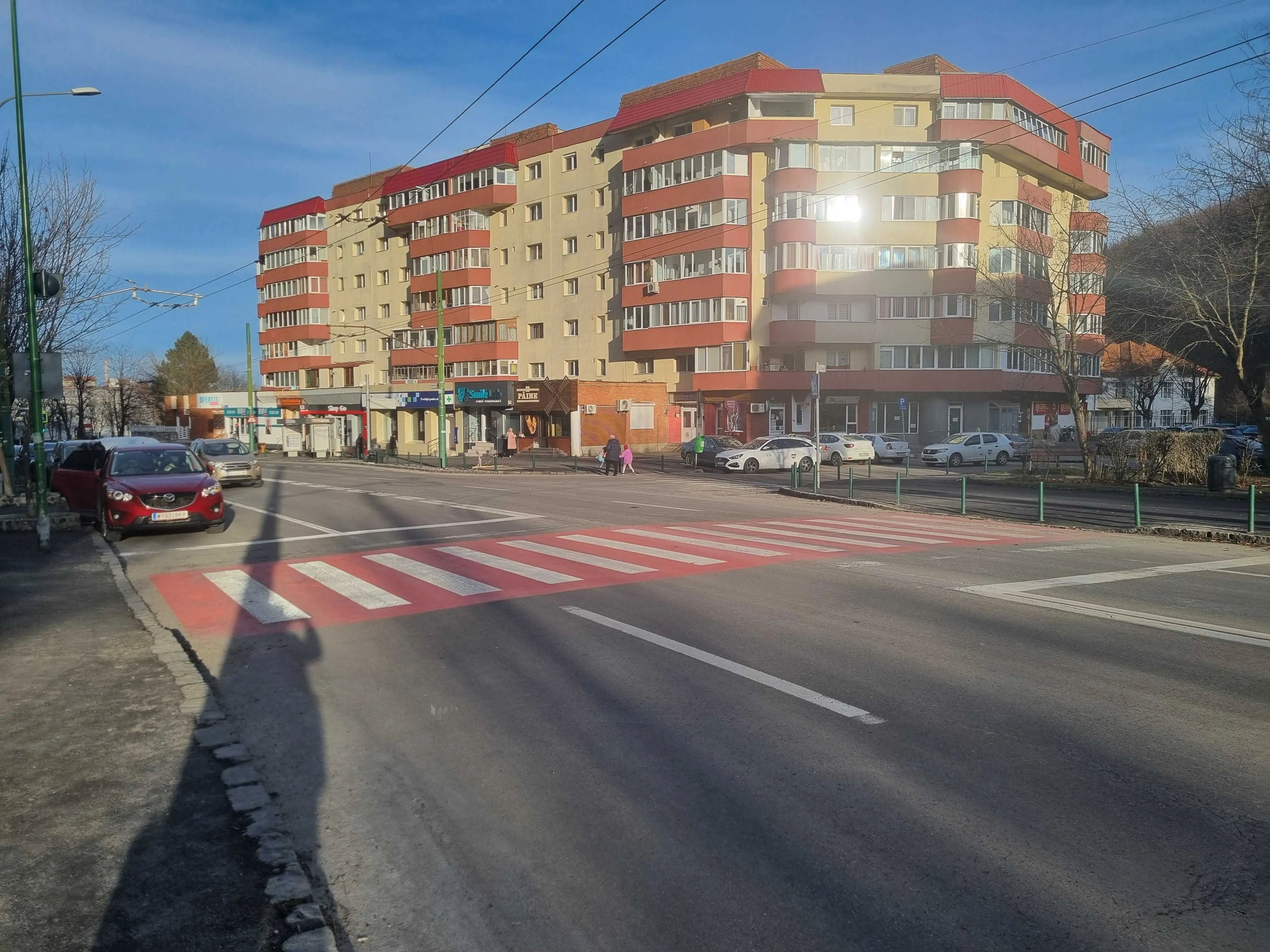 Inchiriez Spatiu comercial 60 mp, Bdul Valea Cetatii nr. 32 in statie