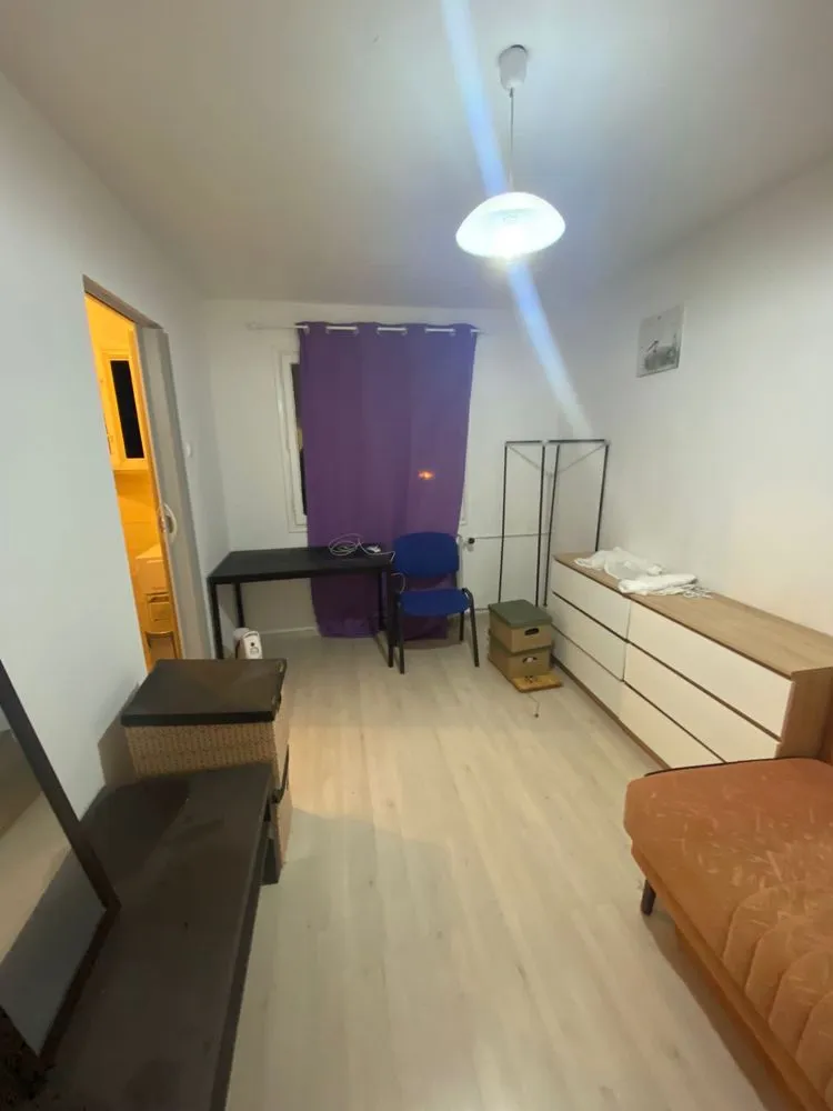 Vanzare Garsoniera Metrou Drumul Taberei