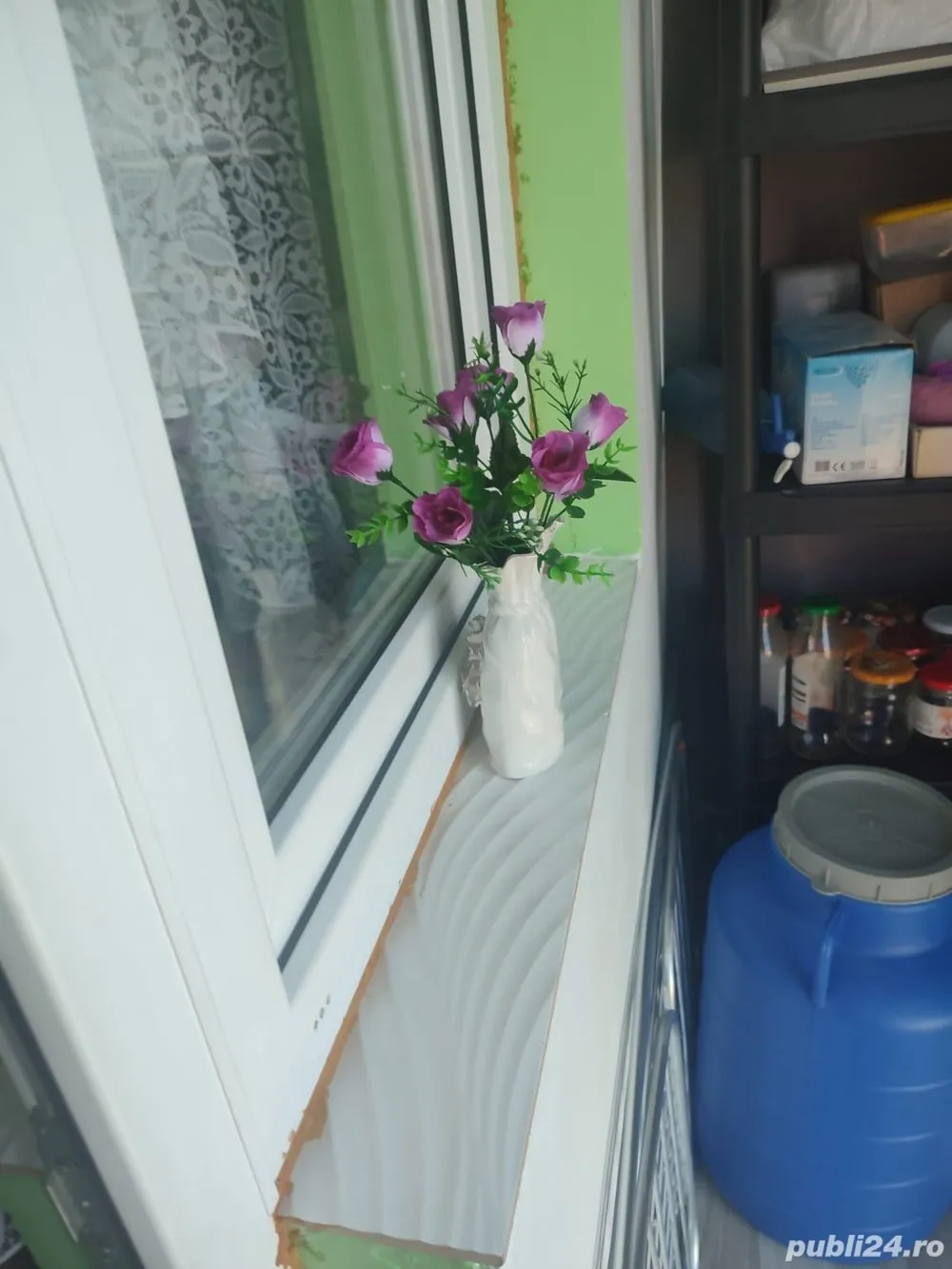 Vand Garsoniera Decomandata, 24, 5m patrati, an Craiovita Noua, etj3 .