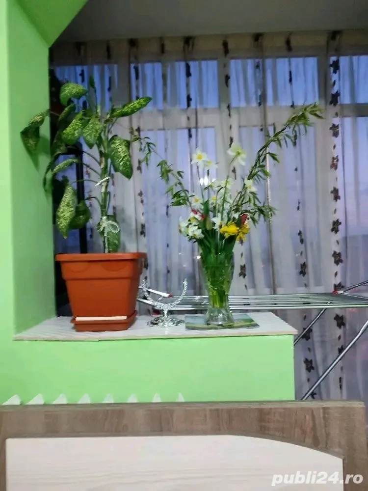 Vand Garsoniera Decomandata, 24, 5m patrati, an Craiovita Noua, etj3 .