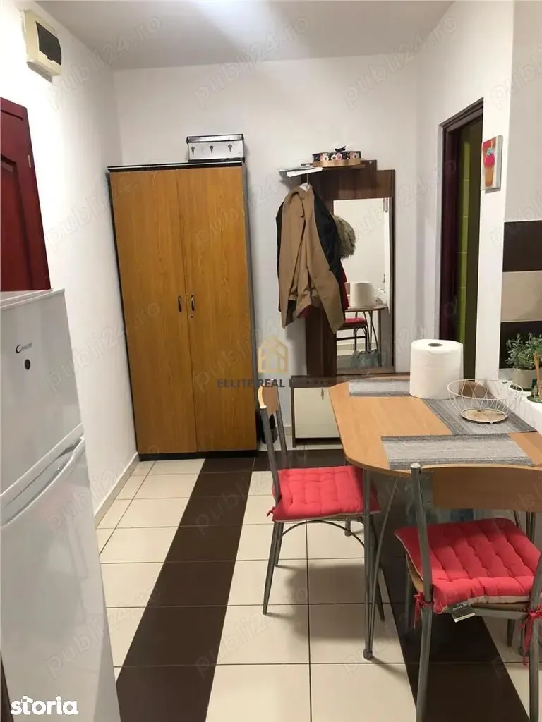 Vand apartament cu o camera!