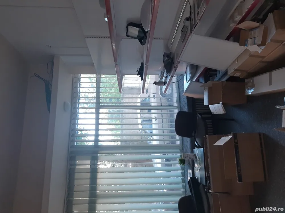 Spatiu comercial 100 mp