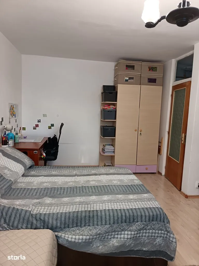 Ofer la schimb gars cf1 cu apartament de 2 cam sau vanzare 76.500Eur.