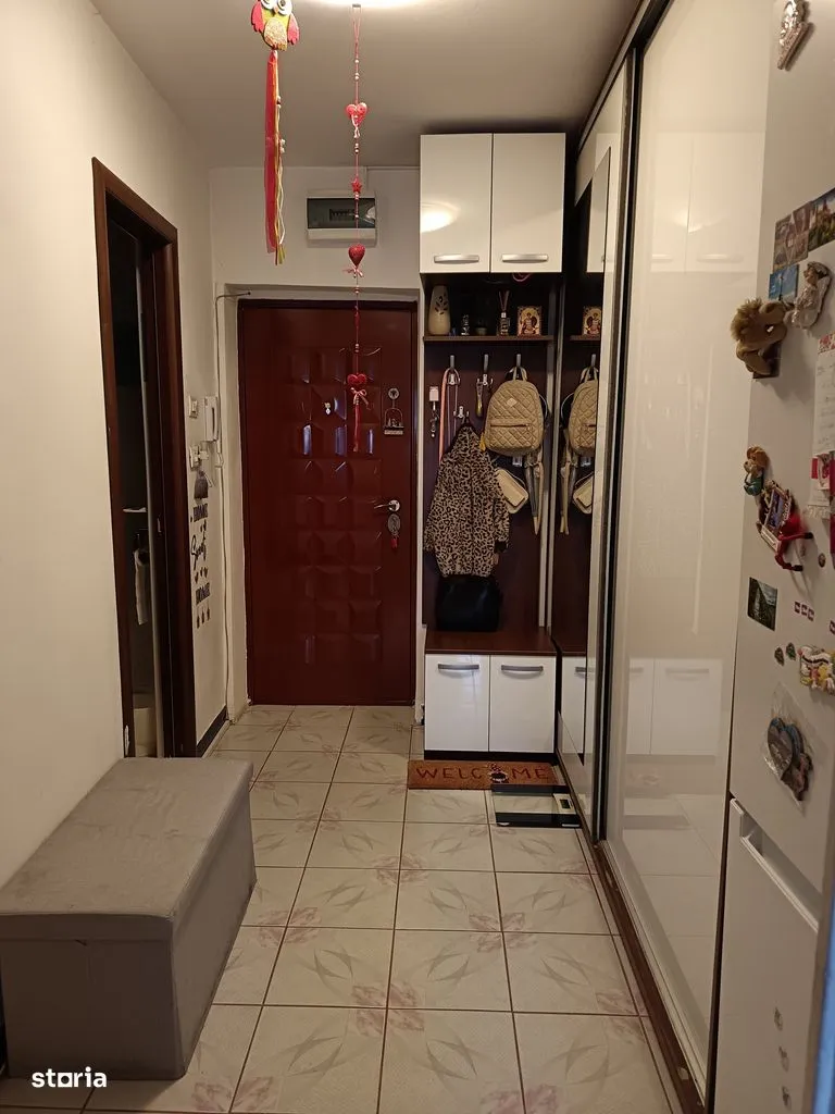 Ofer la schimb gars cf1 cu apartament de 2 cam sau vanzare 76.500Eur.