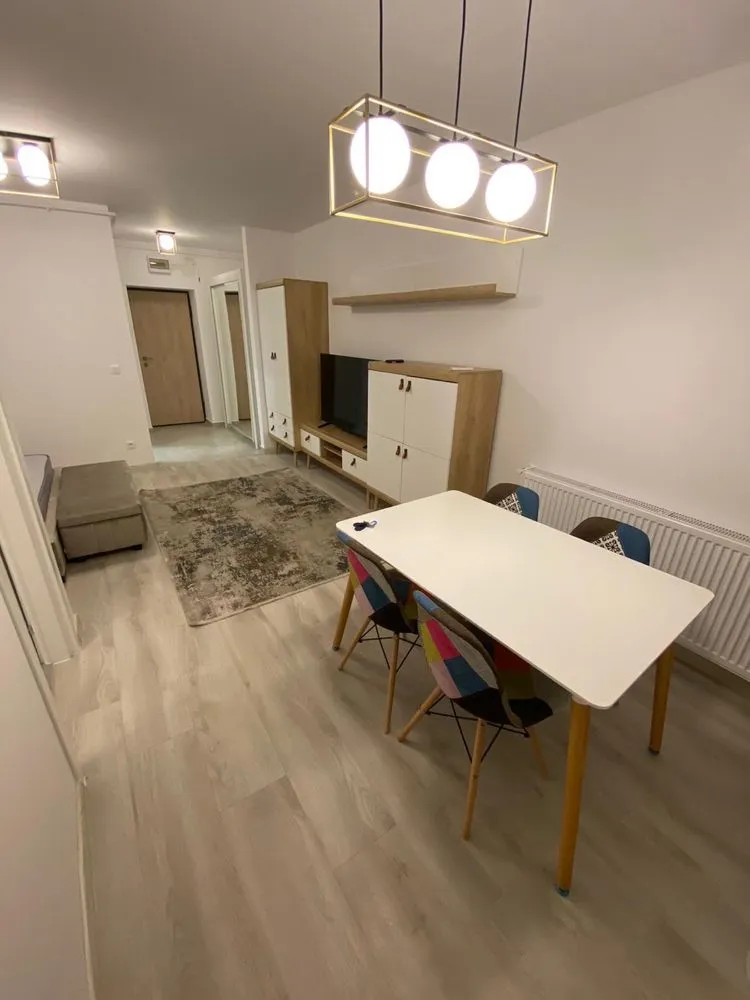 Garsoniera/ Studio Hils Pallady metrou la scara totul nou