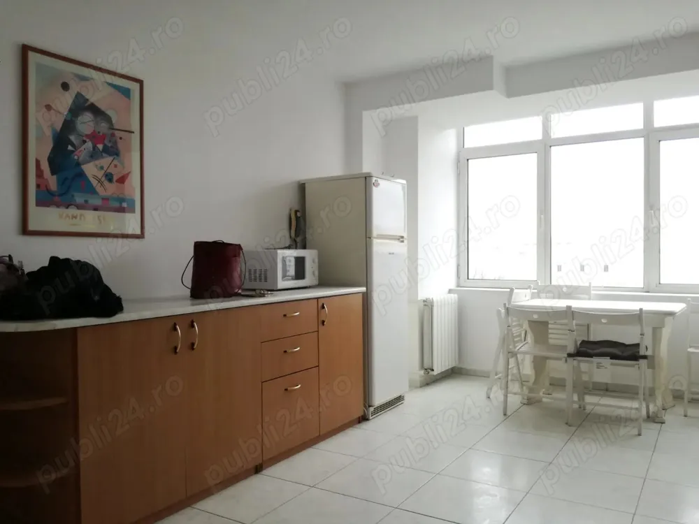 Inchiriez 3 camere Unirii fantani