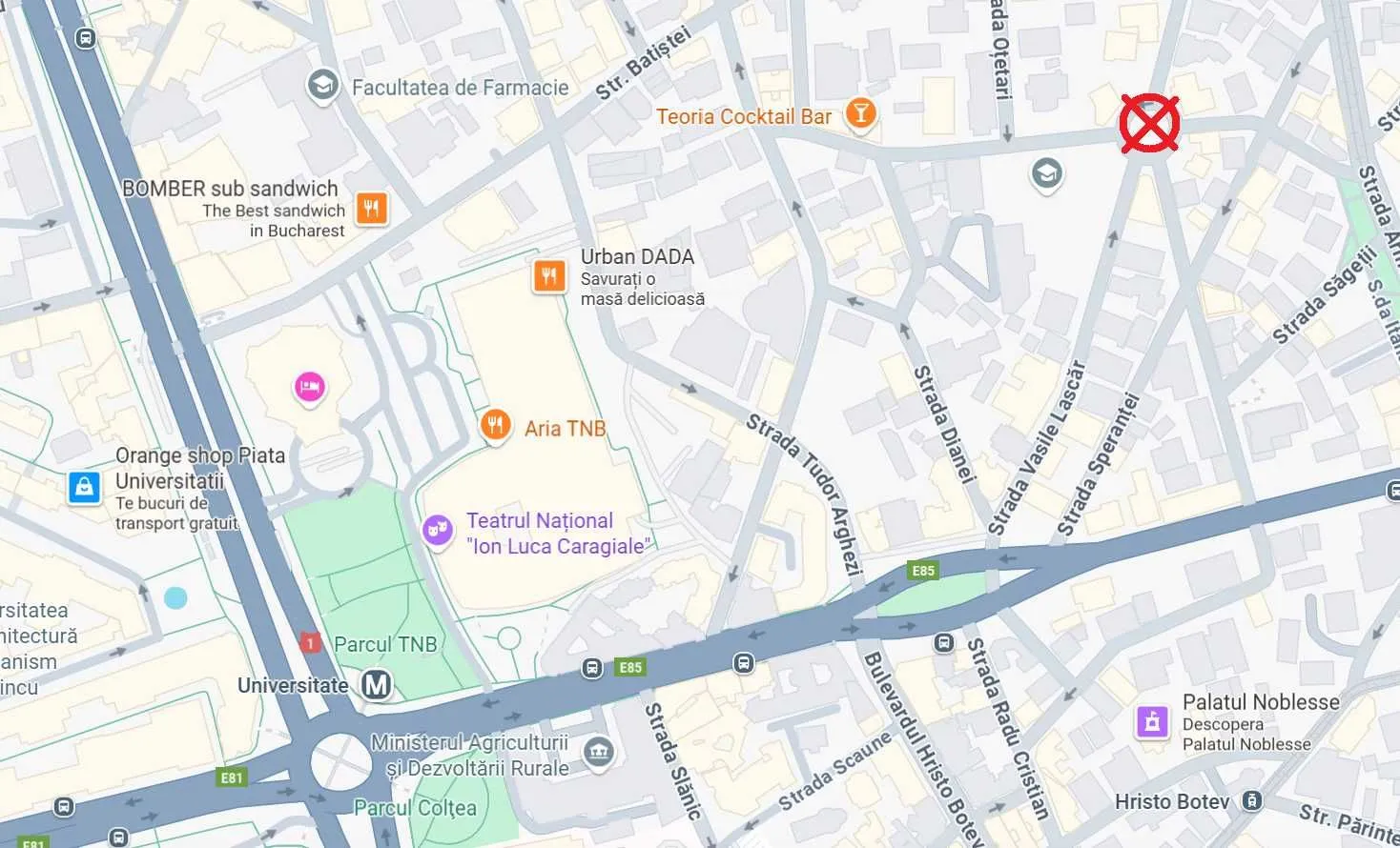 Vand Apartament 3 camere nerenovat, zona Piata Universitatii