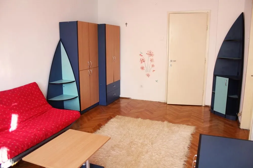 Apartament 2 Camere Andrei Muresanu