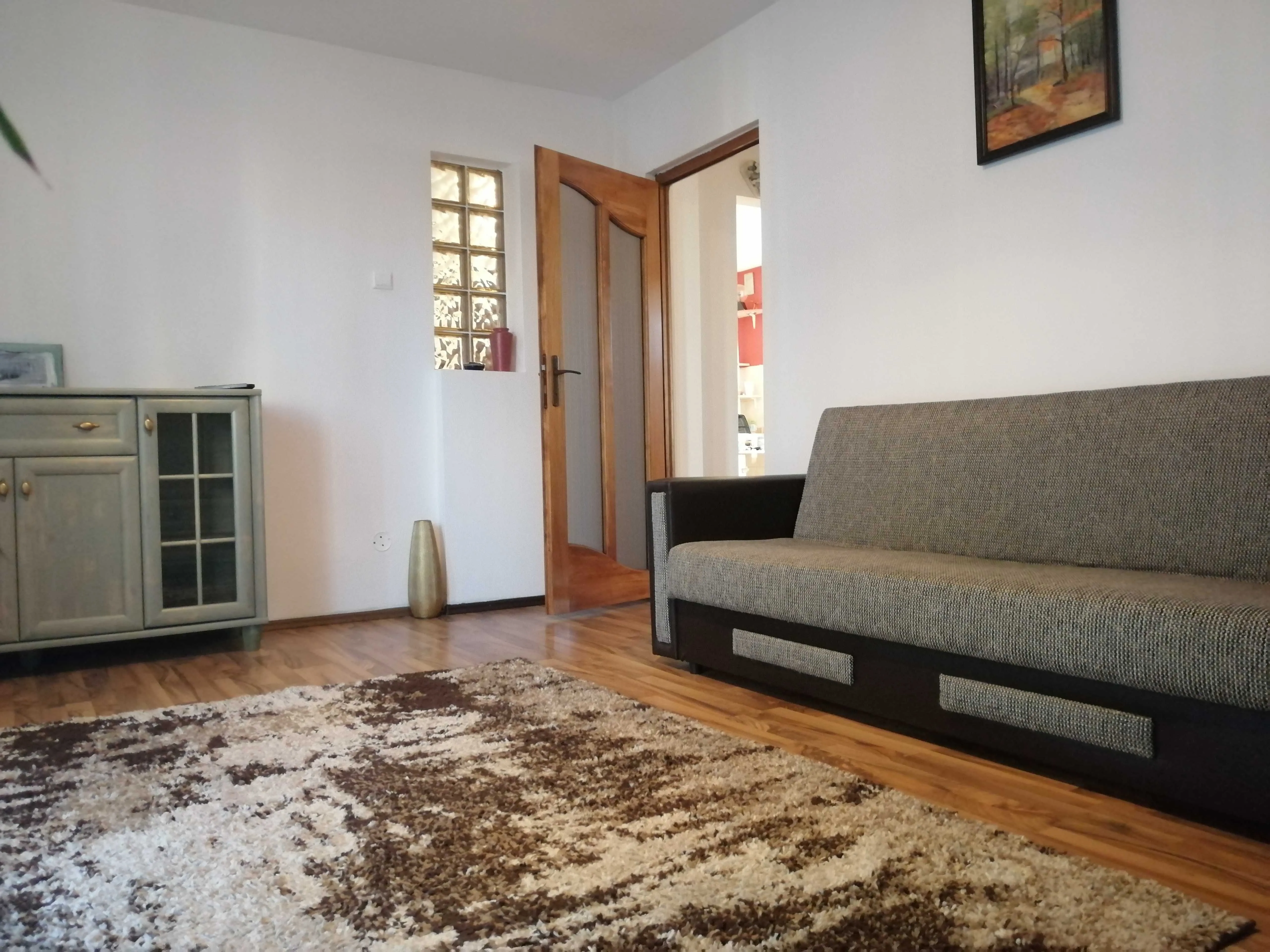 PF inchiriez apartament 4 camere