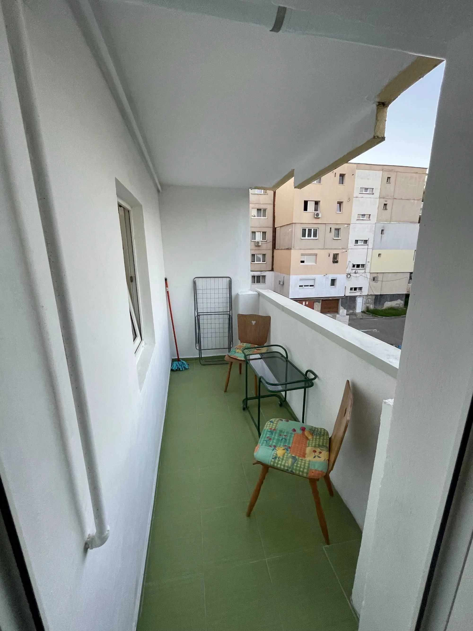 PF dau in chirie apartament 2 camere in apropiere de UMF