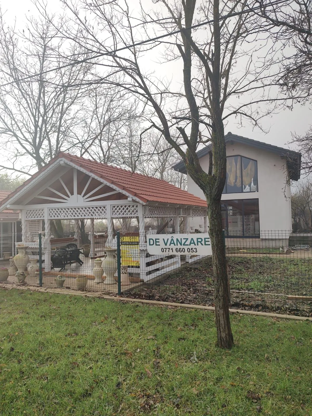 Casa noua de vanzare