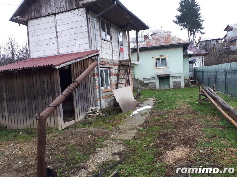 Casa la oras de vanzare