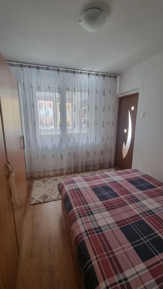 Vand Apartament 2 Camere Zona Nord