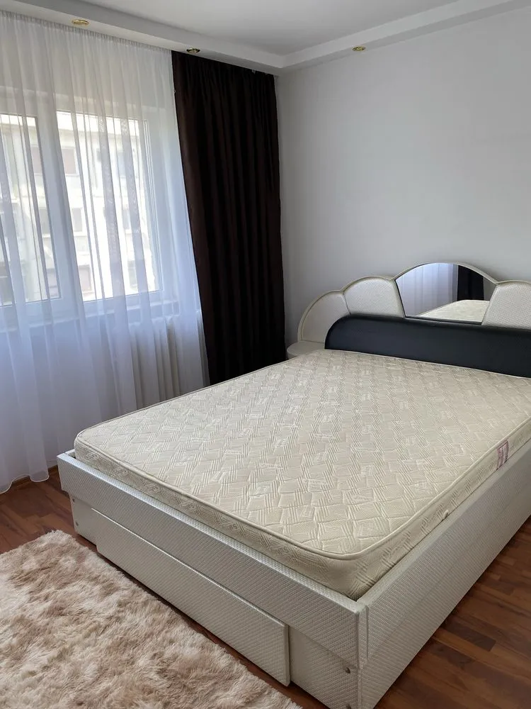 De inchiriat apartament 2 camere Pitesti.
