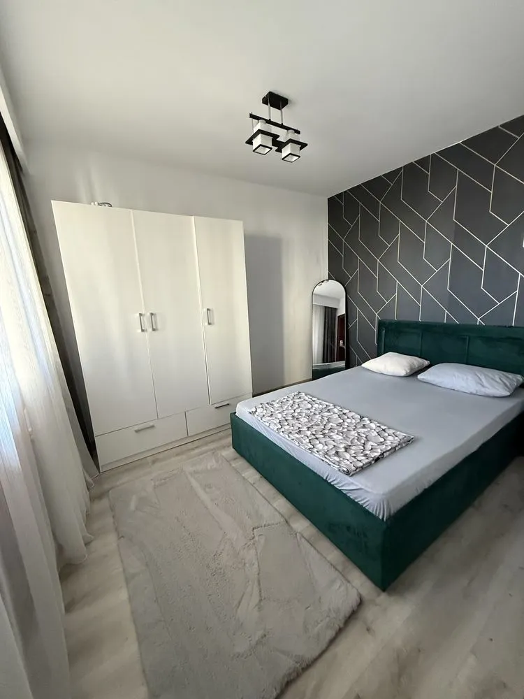 Vand apartament 2 camere