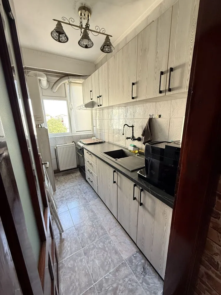 Vand apartament 2 camere