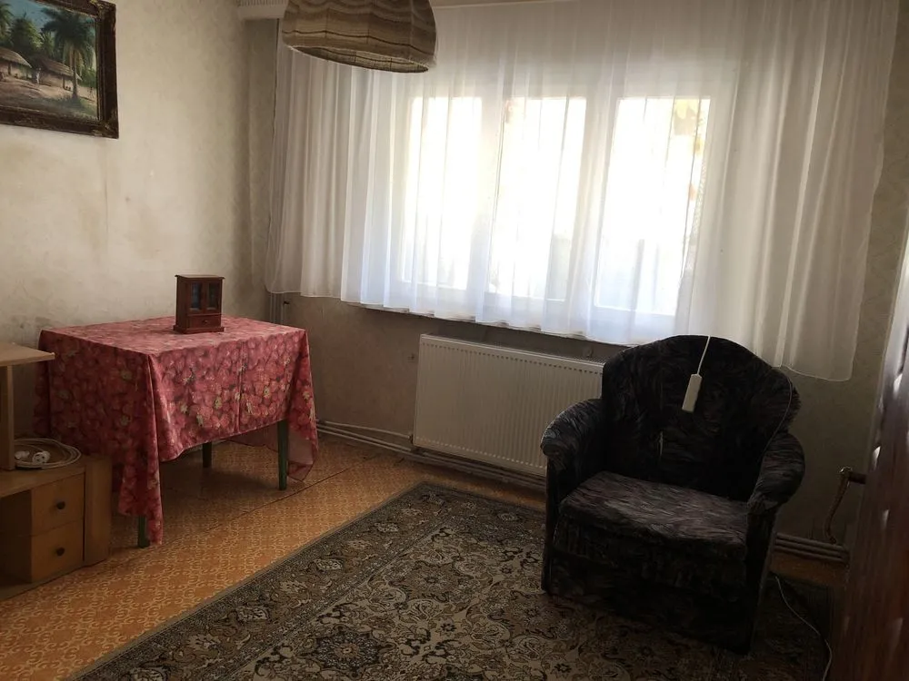 Apartament cu 3 camere decomandat Costesti Arges
