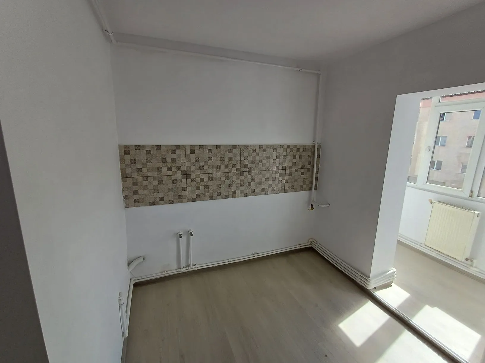 PROPRIETAR! Vand/Schimb apartament 3 camere, zona Robea Mioveni