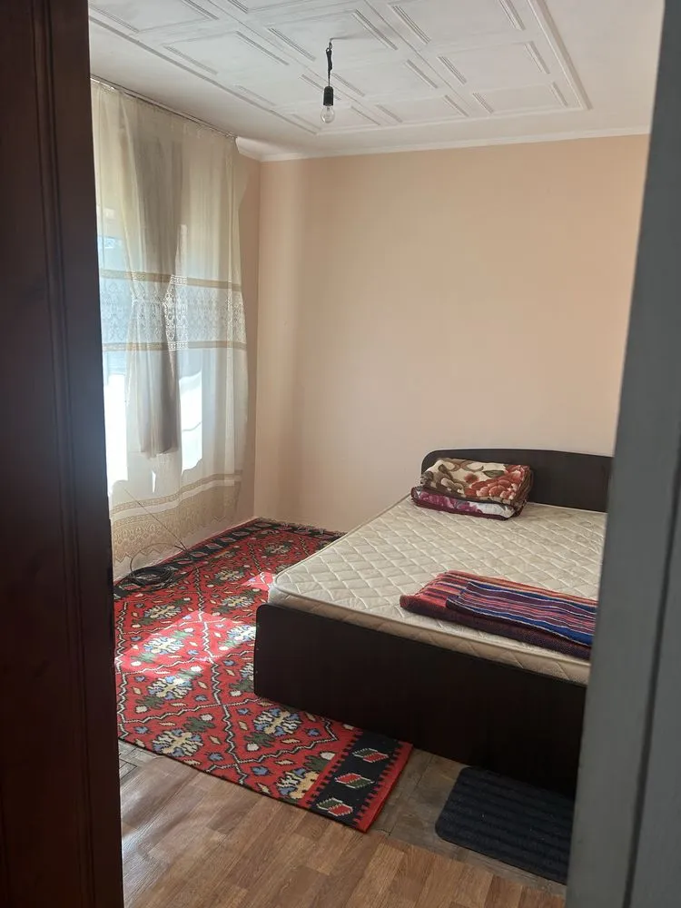 Vand apartament zona Cateasca