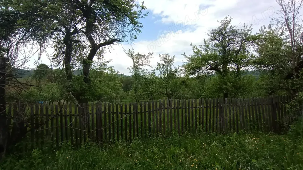 Casa si teren Corbii de Piatra