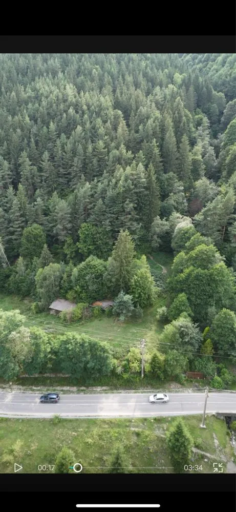 Azi oferta Teren intravilan 11.000 mp, stradal, Leresti Voina