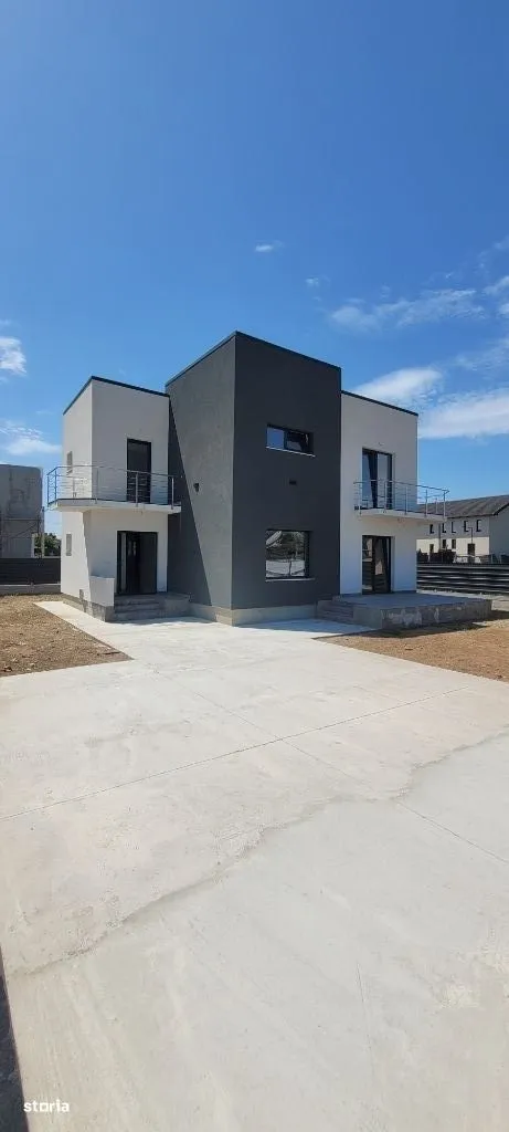 Vand Casa P+1, in stil Mediteranean 188000 la doar 800m de Pitesti, Maracineni, 2 km de Moll Vivo