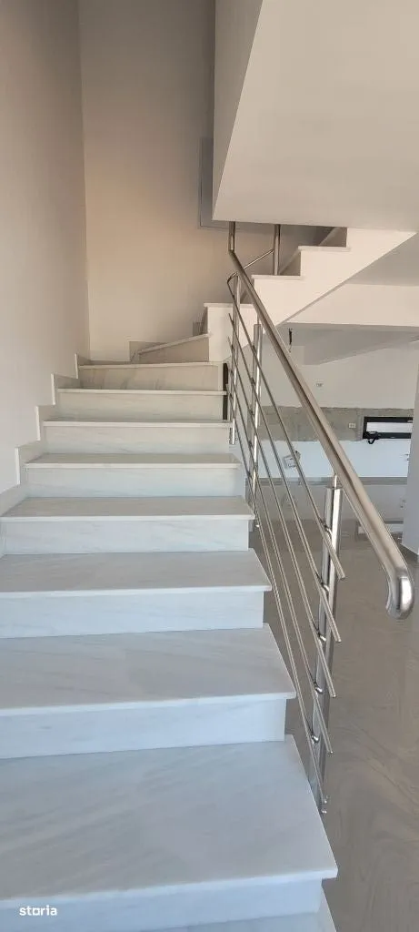 Vand Casa P+1, in stil Mediteranean 188000 la doar 800m de Pitesti, Maracineni, 2 km de Moll Vivo