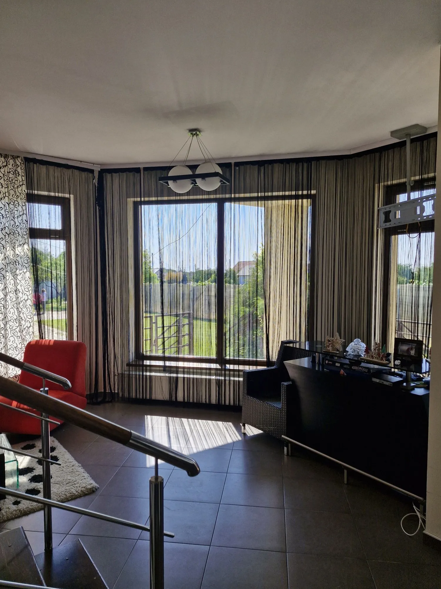 Casa Smeura 210 mp Curte 750 mp Terasa+Jacuzzi Sm