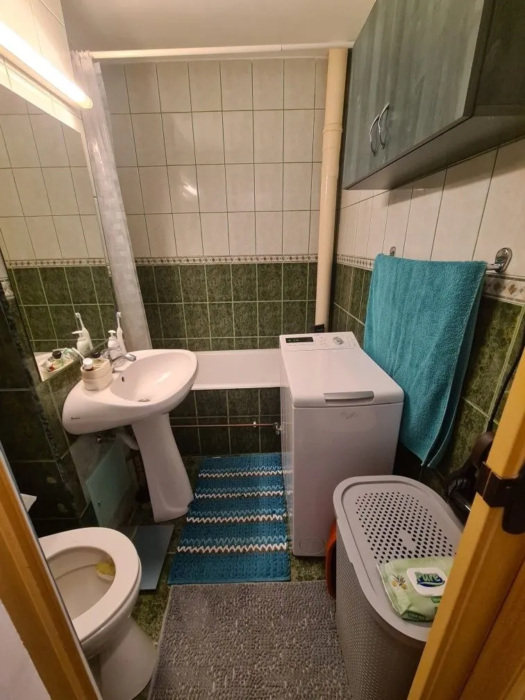 Inchiriez Garsoniera Micalaca (langa Lidl)