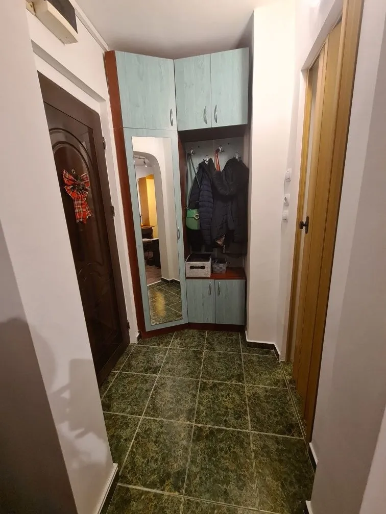 Inchiriez Garsoniera Micalaca (langa Lidl)