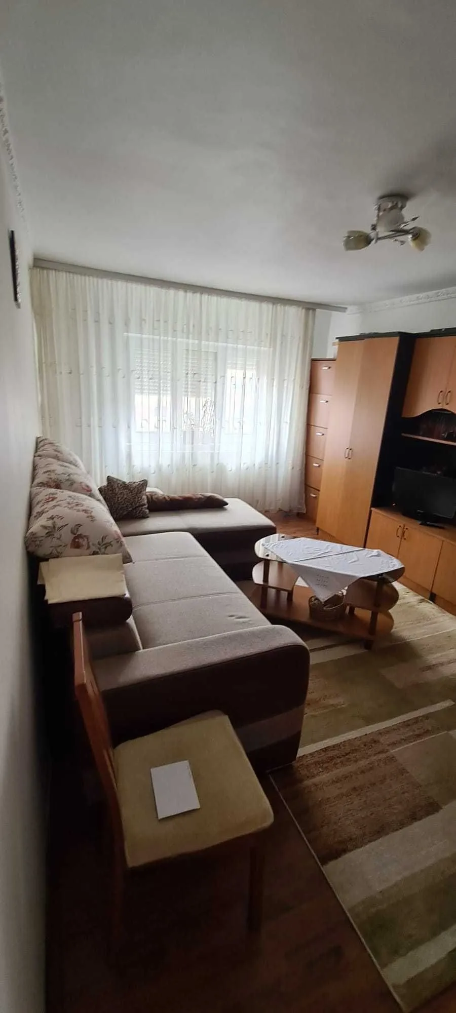 Apartament decomandat 2 camere de inchiriat