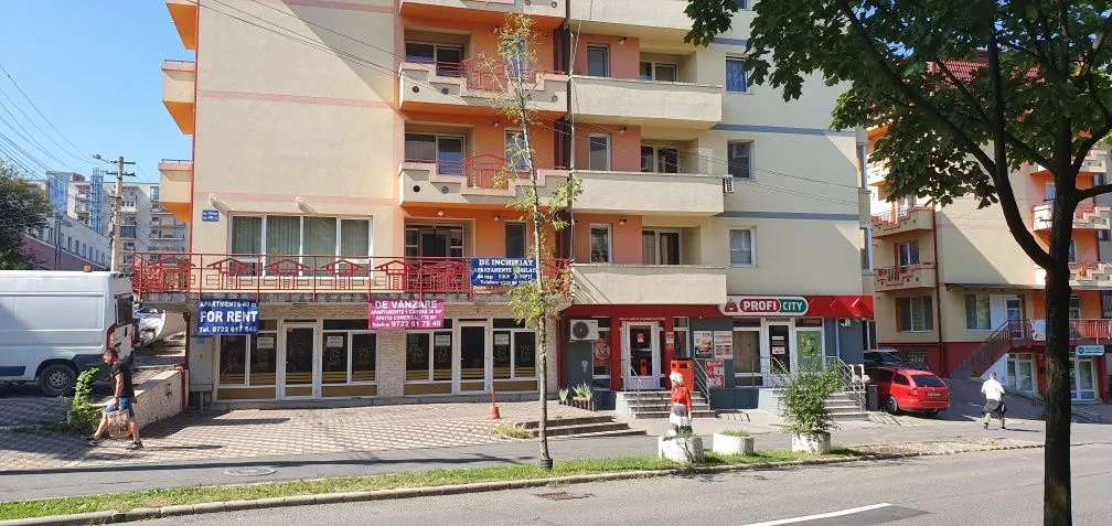 Vand spatiu comercial Zorilor